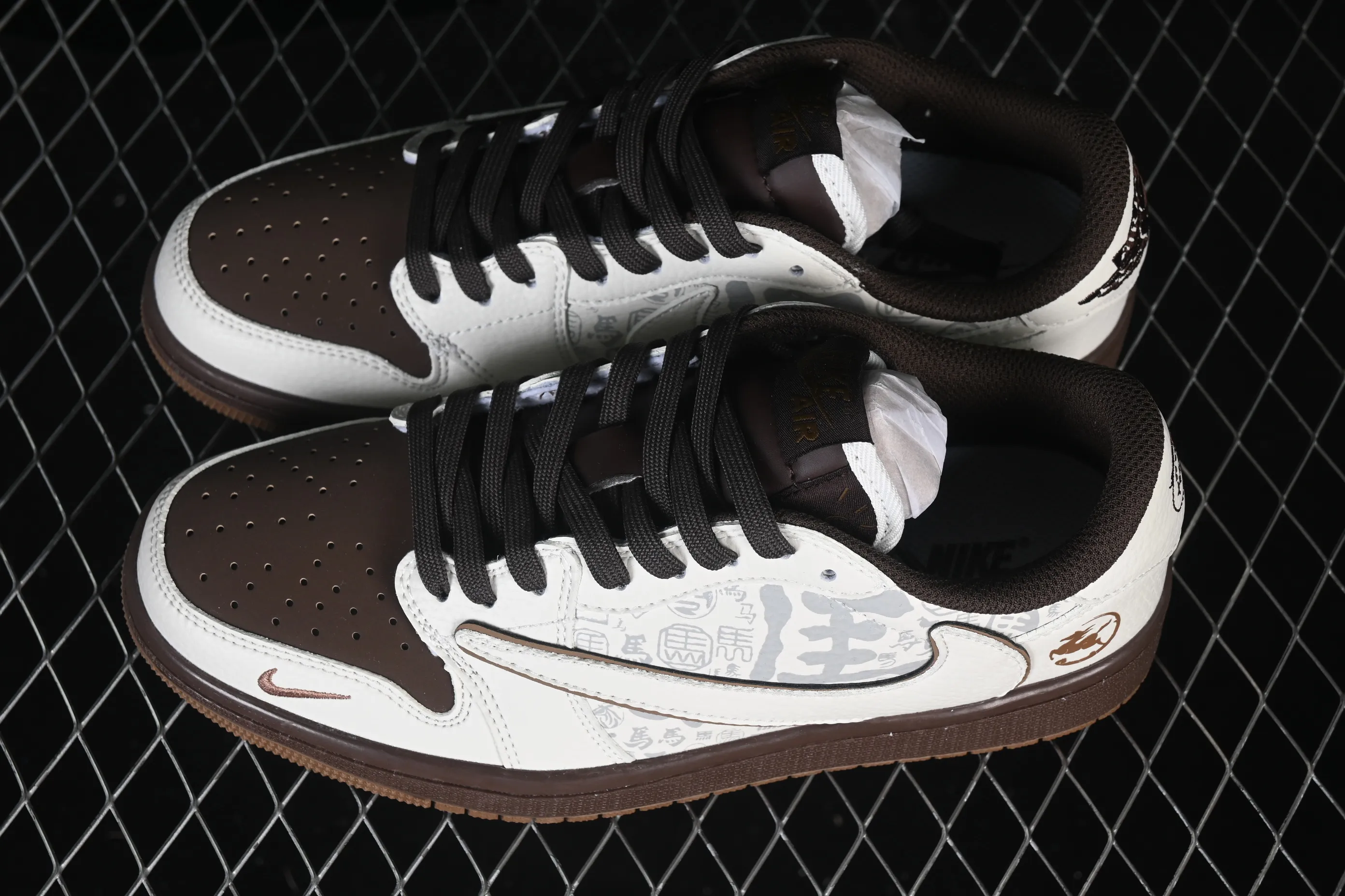 All categories Air Jordan Jordan series basketball shoes Air Jordan 1 Low High-end customized low-top sneakers Travis Scott x Fragment Design x Air Jordan 1 Low OG SP AJ1 Joe 1 Year of the Horse limited white brown moire low-top cultural casual sneakers NH0601-061